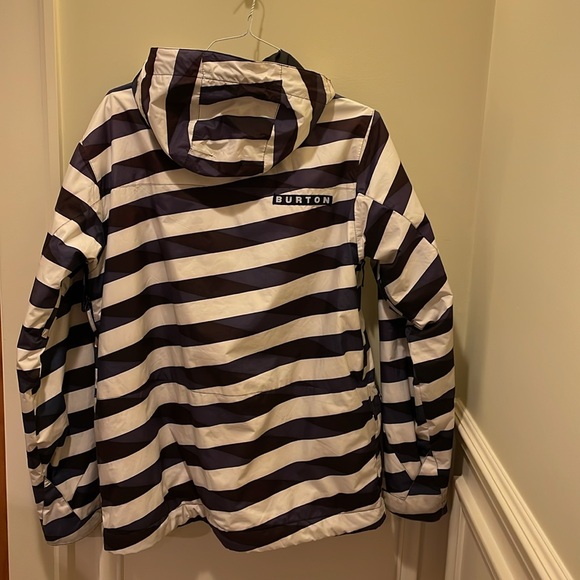 Burton Snowboarding Jacket - Picture 2 of 9